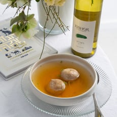 מרק עוף צלול של סבתא