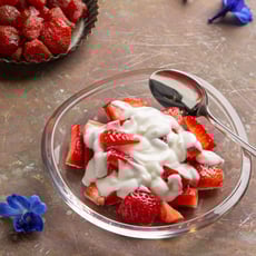 תותים בשמנת