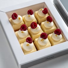 מגש ריבועי עוגת גבינה