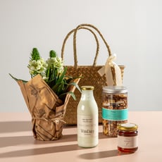 טנא של שבועות