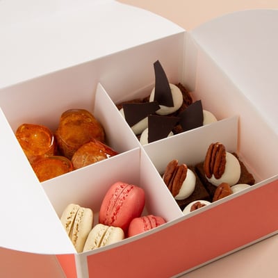מארז קינוחים - CANDY BOX - כשר