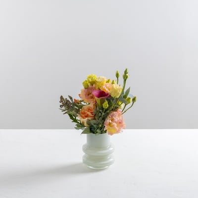 זר קטן באגרטל ניצוץ