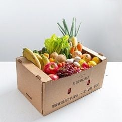 ירקות ופירות בדליקטסן