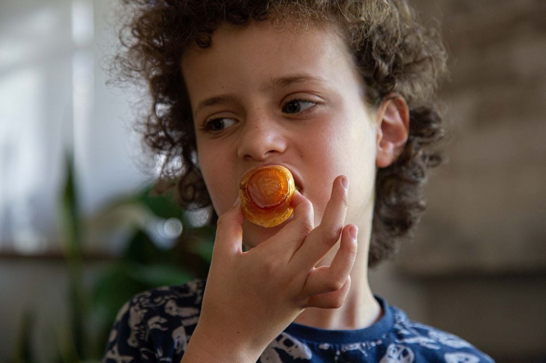 החבילה ליולדת של הדליקטסן, מתנה שנגמרת אחרי כמה ימים, אבל שזוכרים לכל החיים