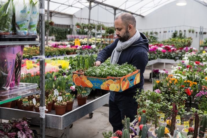 הפרחים ועיצוב הצמחיה הם חלק בלתי נפרד מהפעילות של R2M. צילום: טל סיון-צפורין