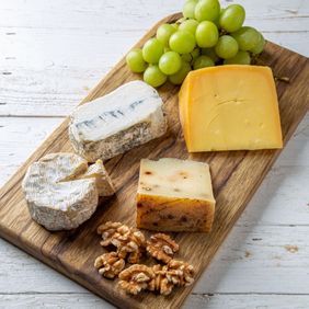 גבינות 